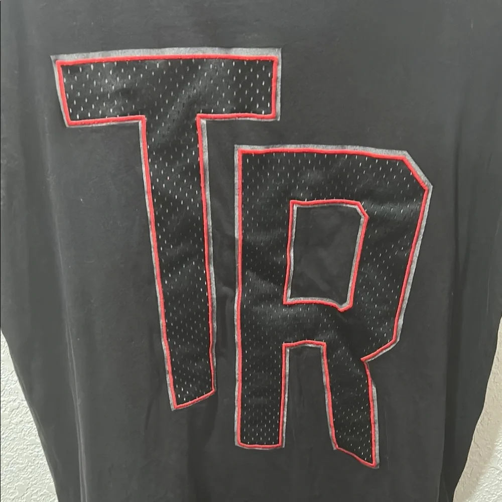 True Religion Black T-Shirt with Red Accents Men’s size L GUC..